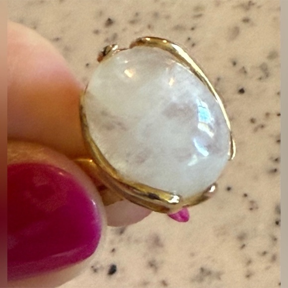 Vintage 925 Gold-Washed Sterling Ring Size 8 White Moonstone Cabochon - Picture 2 of 5